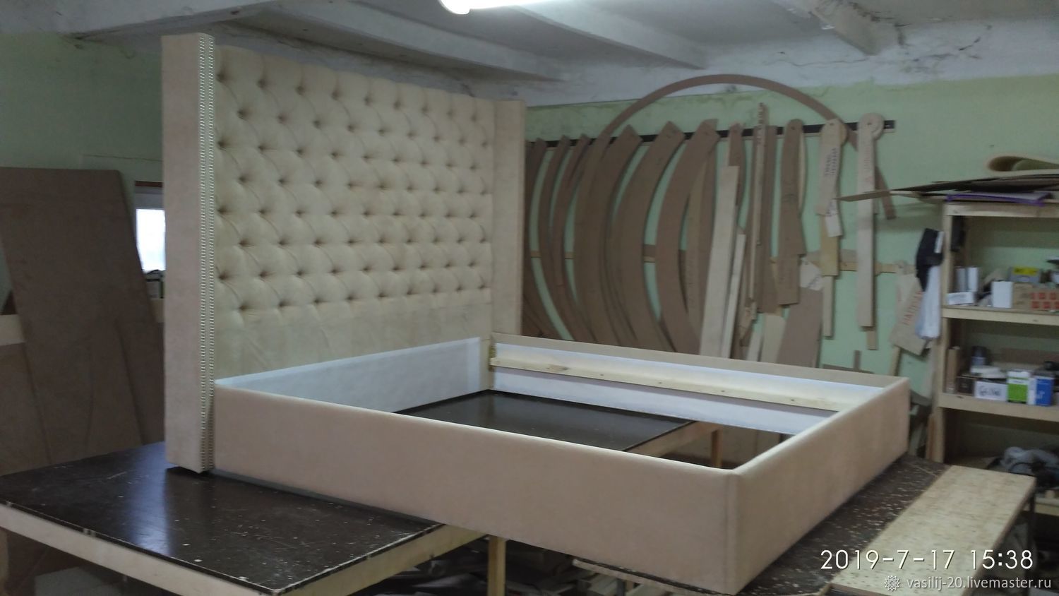 Кровать из ткани купить в интернет-магазине Ярмарка Мастеров по цене ...
