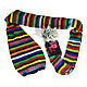 Шапка-шарф “Полосатый гном” (03-31)
Hat-Scarf “Stripy gnome” (03-31)
На конце шарфа особенно отчетливо различим кармашек с оленем (видимо это друг гнома). Друг балуется и стоит на рогах.