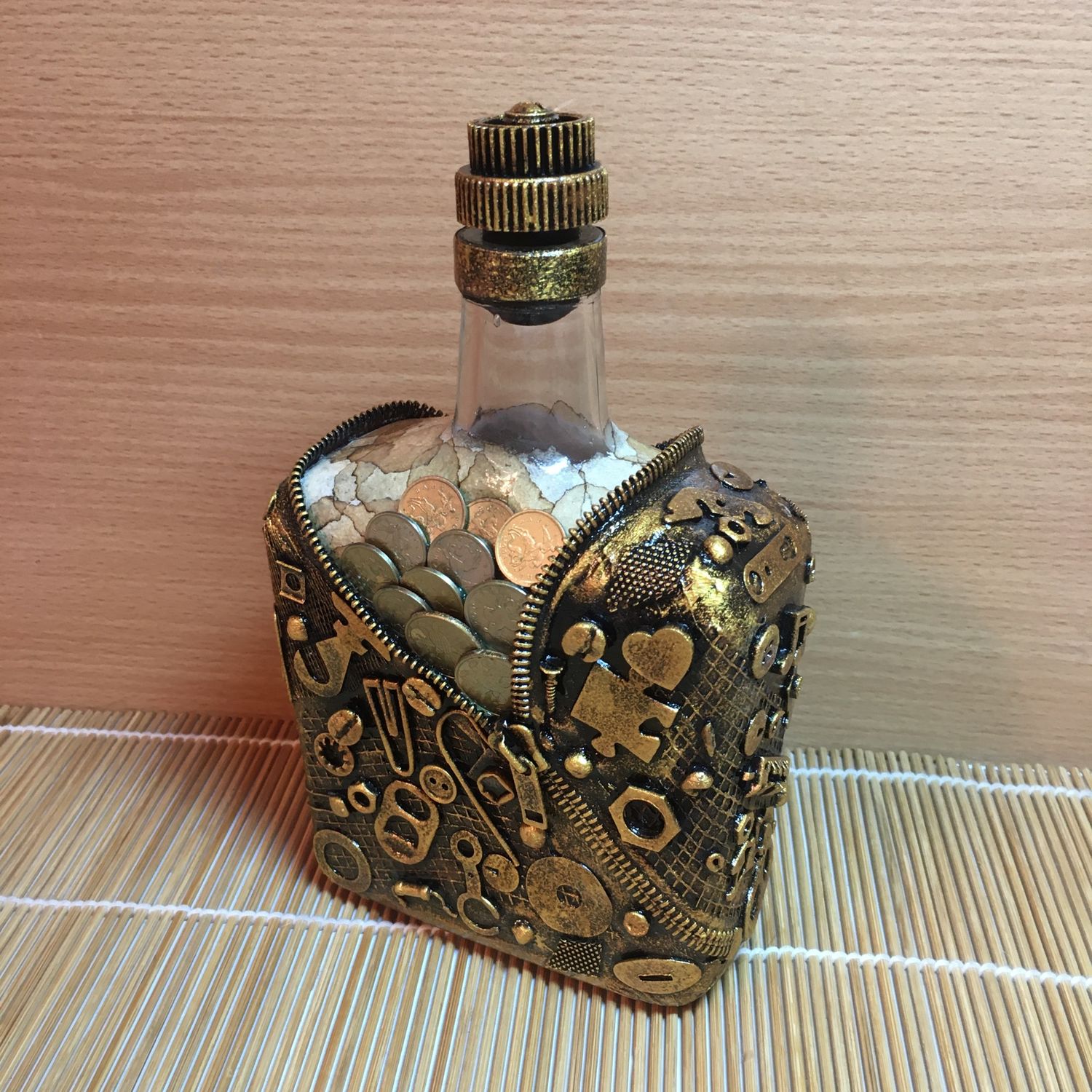 «Декор декор бутылки-молодая женщина …» — создано в Шедевруме