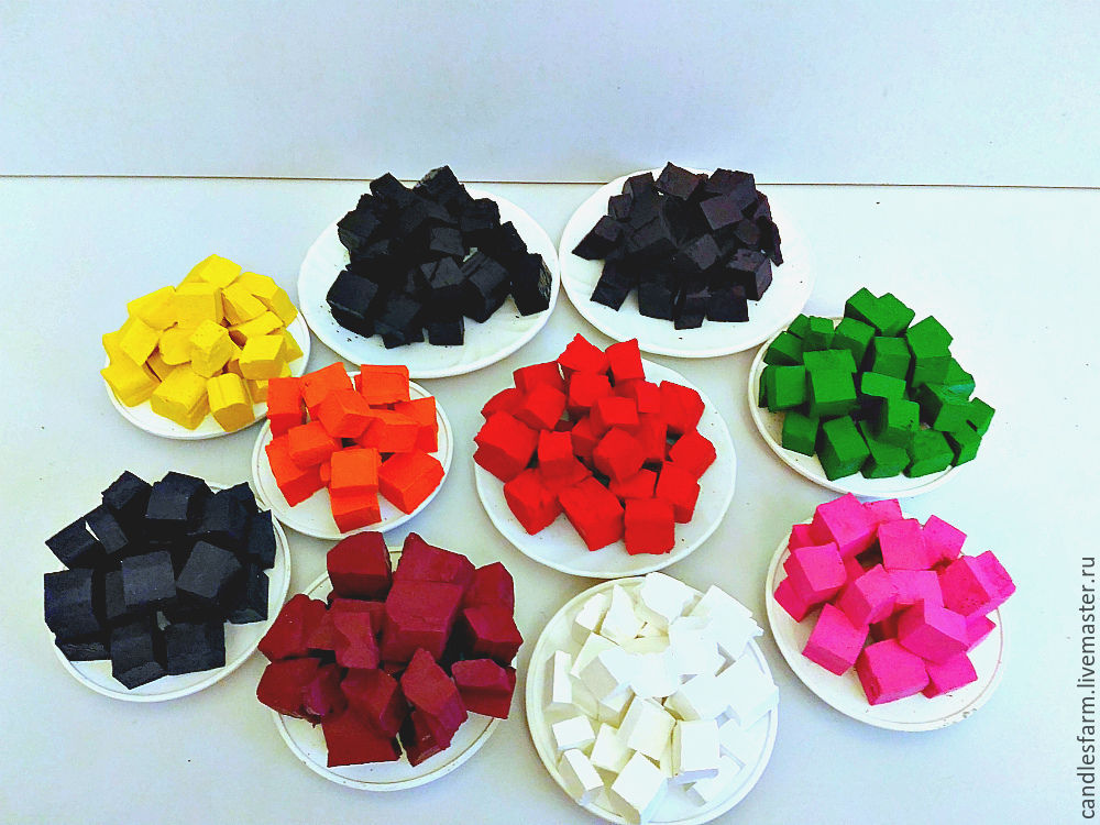 краситель для свечей жирорастворимый. краситель синий блестящий е133. краситель карамелла красный. пищевой краситель для свечей. фиолетовый краситель порошок.