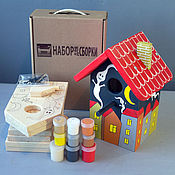 Кормушка Дом с кошкой - набор для сборки с контурами и красками