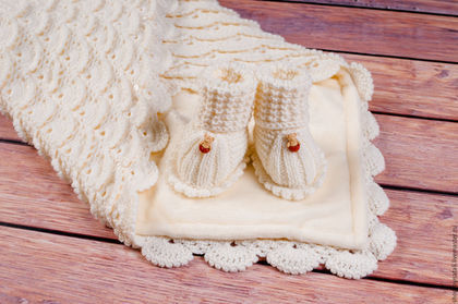 Для новорожденных, ручной работы. Комплект на выписку новорожденного.VIP.. by Natasha Pavlova. Ярмарка Мастеров. Пинетки на выписку, выписка