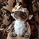 Возьми меня на ручки
Овечка Зоуи - Символ Нового 2015 года - Года Овцы - талисман или подарок.
Игрушка ручной работы, сшитая по выкройке мишки тедди из винтажного плюша и шёлкового бархата (голова п