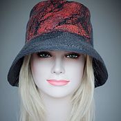 Women's felted hat.Warm wool red beanie hat