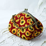 Сумки и аксессуары handmade. Livemaster - original item Cosmetic bag with Sunflowers Clasp. Handmade.