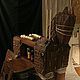 Троянский конь на фотосессии...в раскрытом состоянии. \r\nКрышка, накрывающая шары стоит возле задней ноги. На ней надписи на греческом:\r\n `Бойтесь данайцев даже дары приносящиХ`! и\r\n`Это