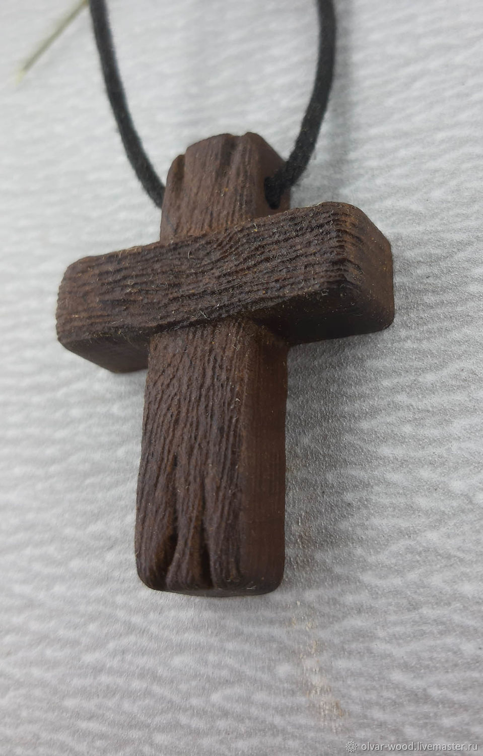 Деревянные мужские крестики. Деревянный крестик. Деревянный крестик нательный. Деревянный нагрудный крестик. Красивые деревянные крестики.