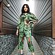 Рубашка из шелка с Тиграми. Размер 52. Блузки. Dress2Impress (elenarhamore). Интернет-магазин Ярмарка Мастеров.  Фото №2