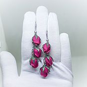 Earrings with flowers in two colors(50)