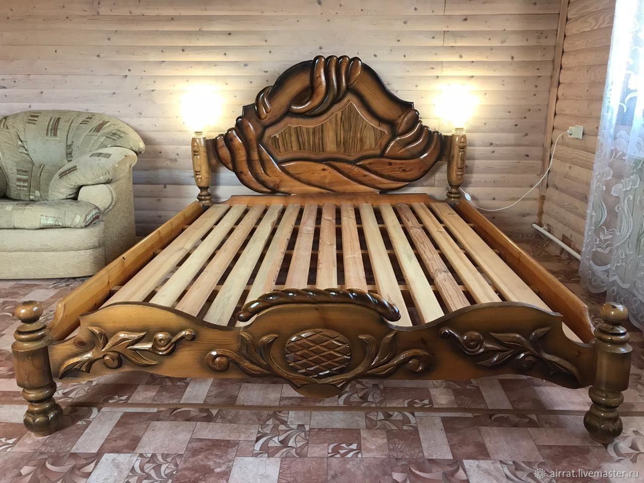 Двуспальная кровать в Восточном стиле