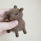 Куклы и игрушки handmade. Livemaster - original item Sleepy capybara, a souvenir made of wool. Handmade.