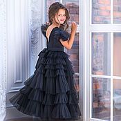 Skirt with train made of tulle for adults