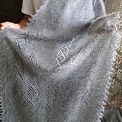 1g. Stole white knitted, openwork, elegant, handmade, downy