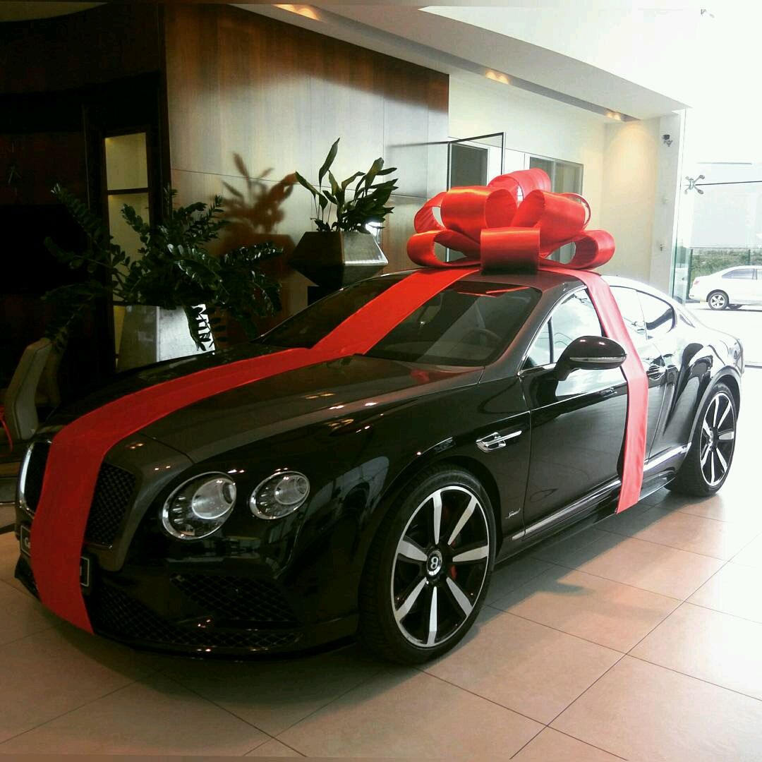 подарок на день рождения машина