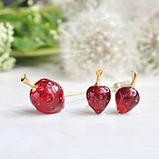 Украшения handmade. Livemaster - original item Set of red strawberry needle Brooch and small carnation earrings. Handmade.