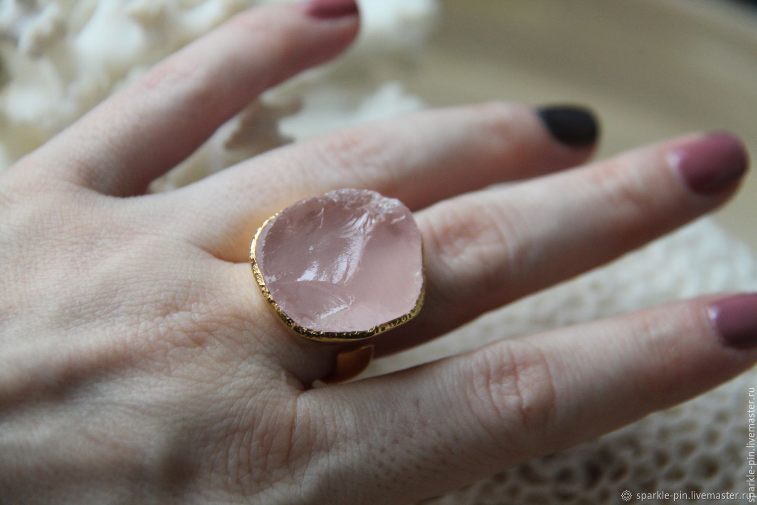 Кольцо с розовым кварцем silap 001