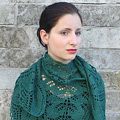 Аксессуары handmade. Livemaster - original item Emerald shawl, bactus made of merino wool. Handmade.