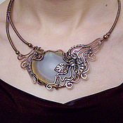 Set - necklace and earrings 