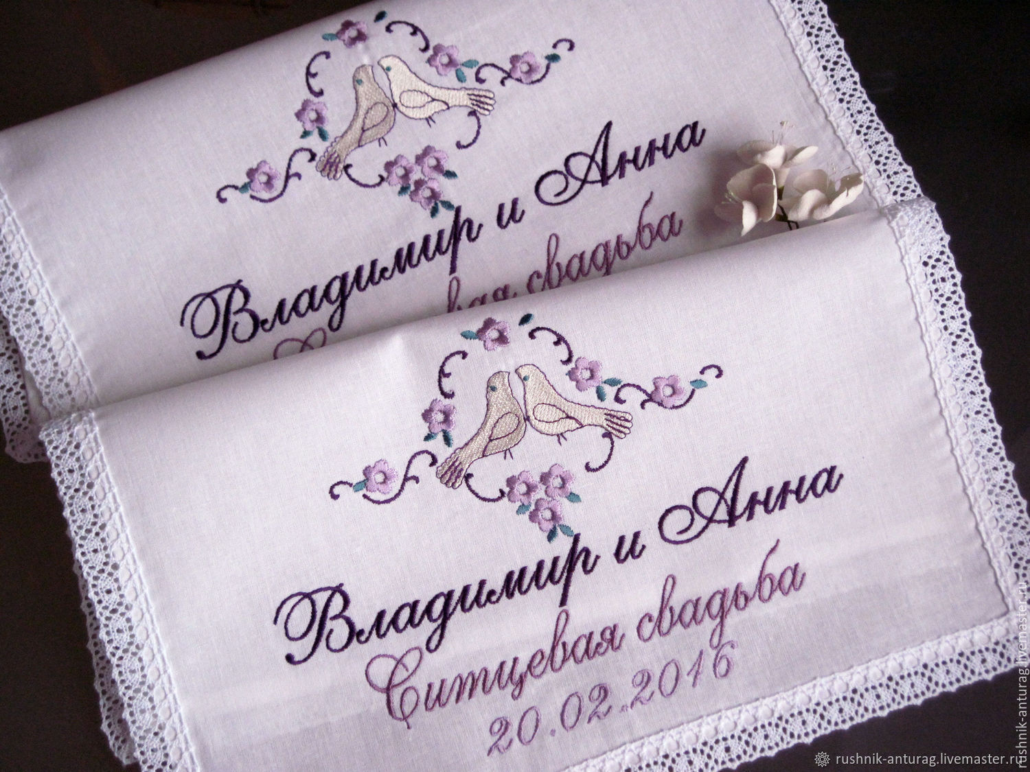 Платочки с вышивкой на ситцевую свадьбу