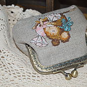 Кошелек брелок с фермуаром  ручная вышивка крестом розы