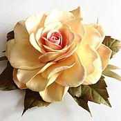 Заколки: Пионовидная роза с мелкими цветами