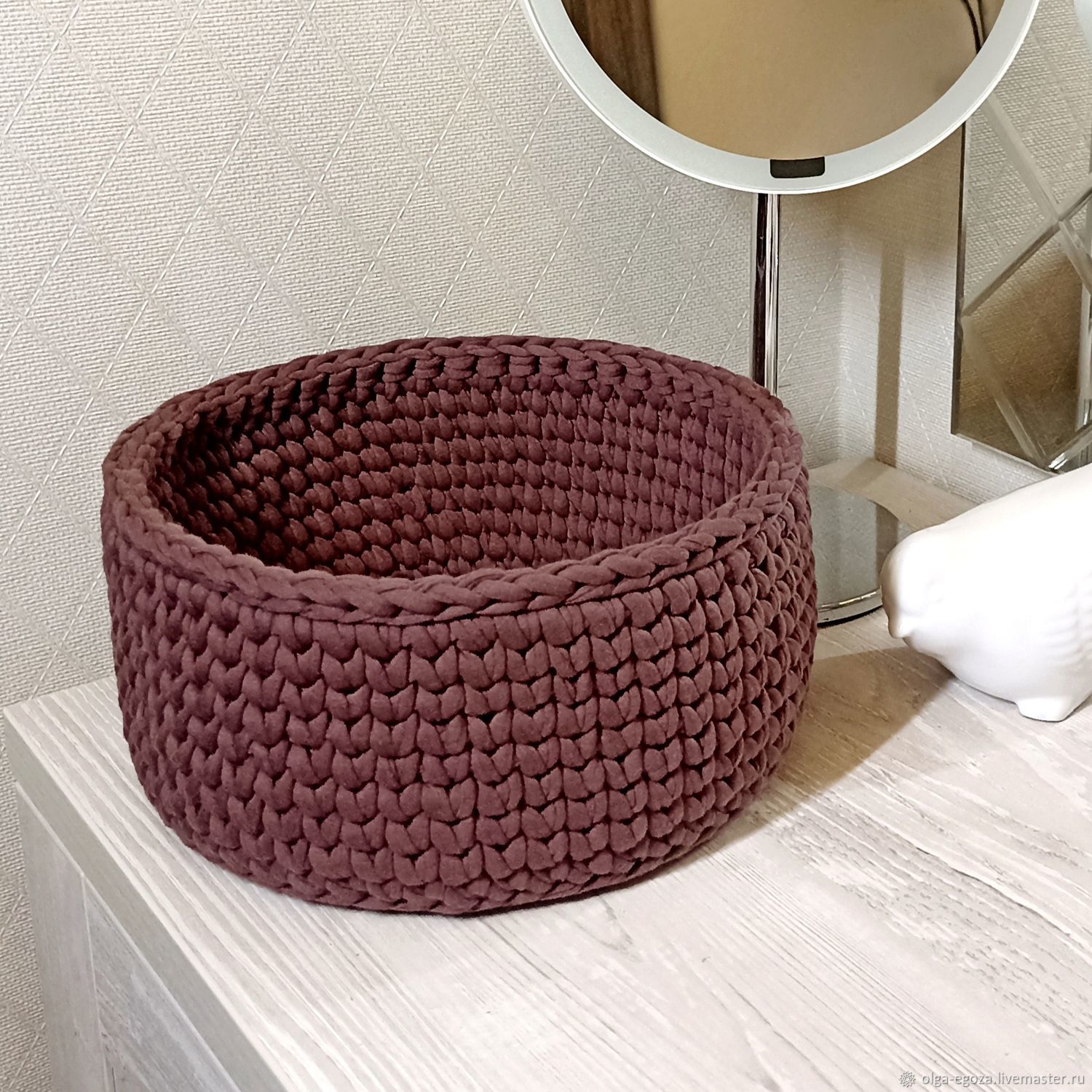Корзина вязаная из трикотажной пряжи купить в интернет-магазине Ярмарка ...