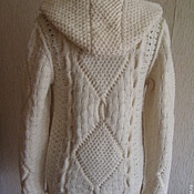 Очень теплый вязаный свитер 102