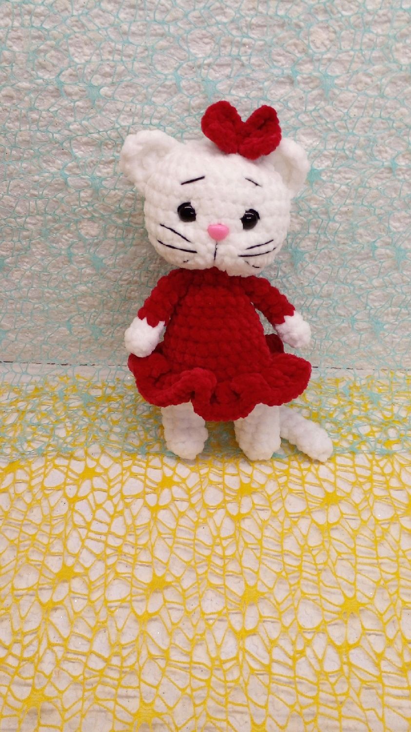 Кошечка Hello Kitty купить в интернет-магазине Ярмарка Мастеров по цене ...