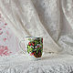 Mug with painted 'strawberry basket'. Mugs and cups. painting and decoupage from Marina (sovaj). My Livemaster. Фото №5