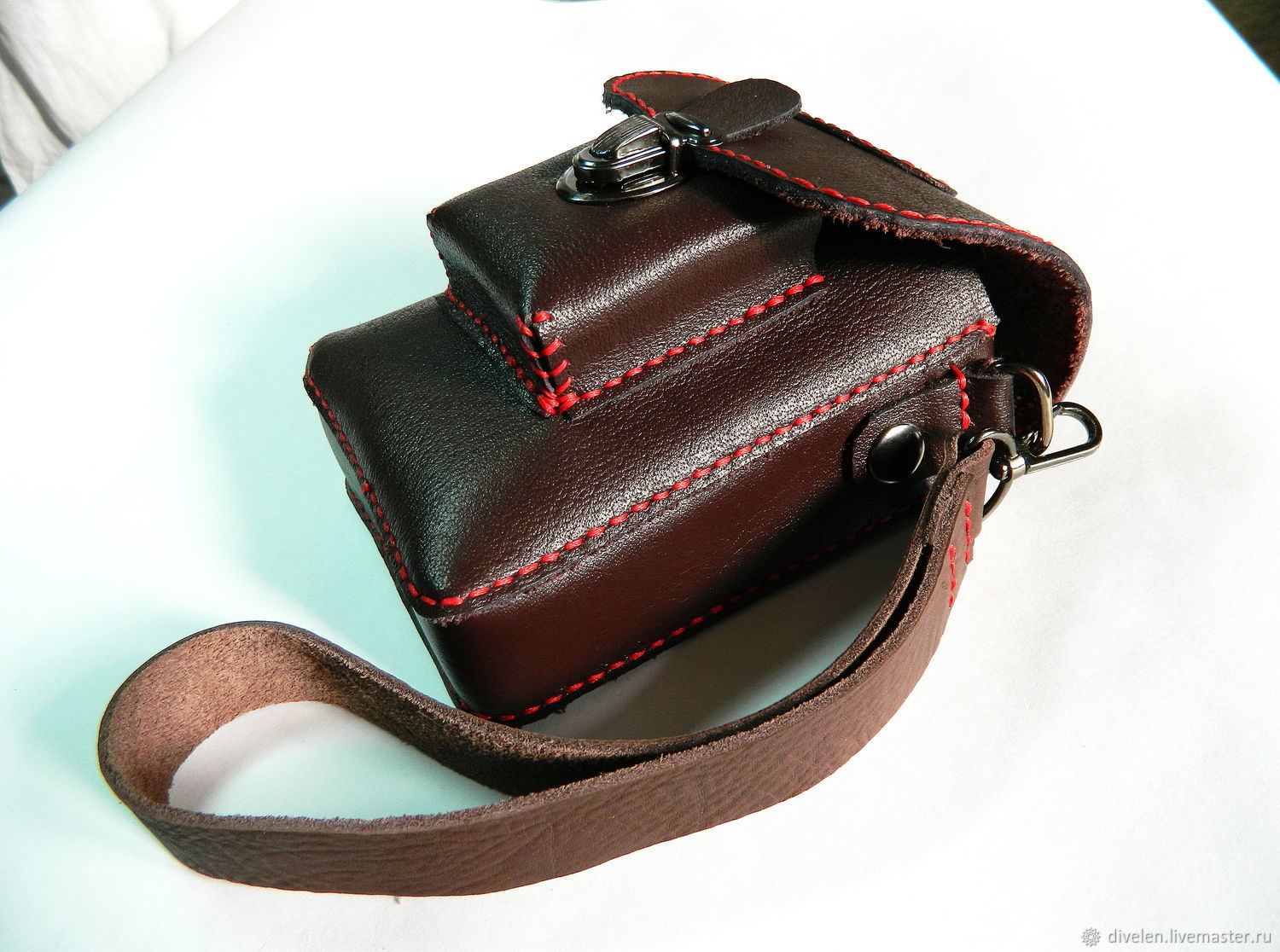 The LUNCH-4 (red thread) Leather bag on the belt.Manual firmware, Classic Bag, Krasnoyarsk,  Фото №1