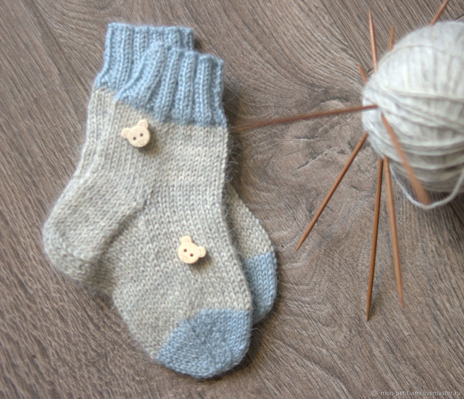 Вяжем детям носки