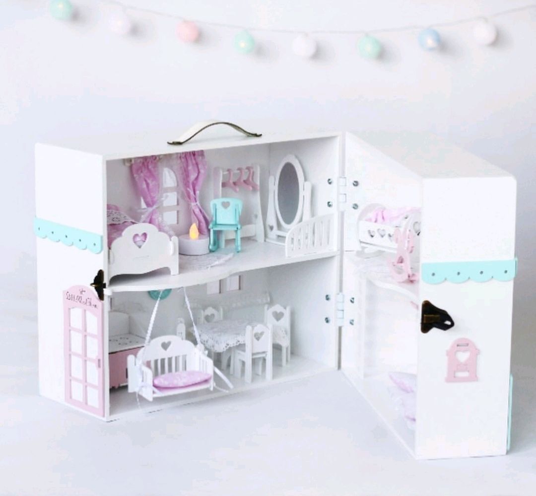 magic dollhouse