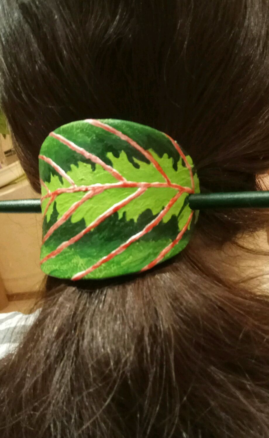 Кожаная заколка на шпильке. \"Лист маранты\" - Сайт авторских работ ...