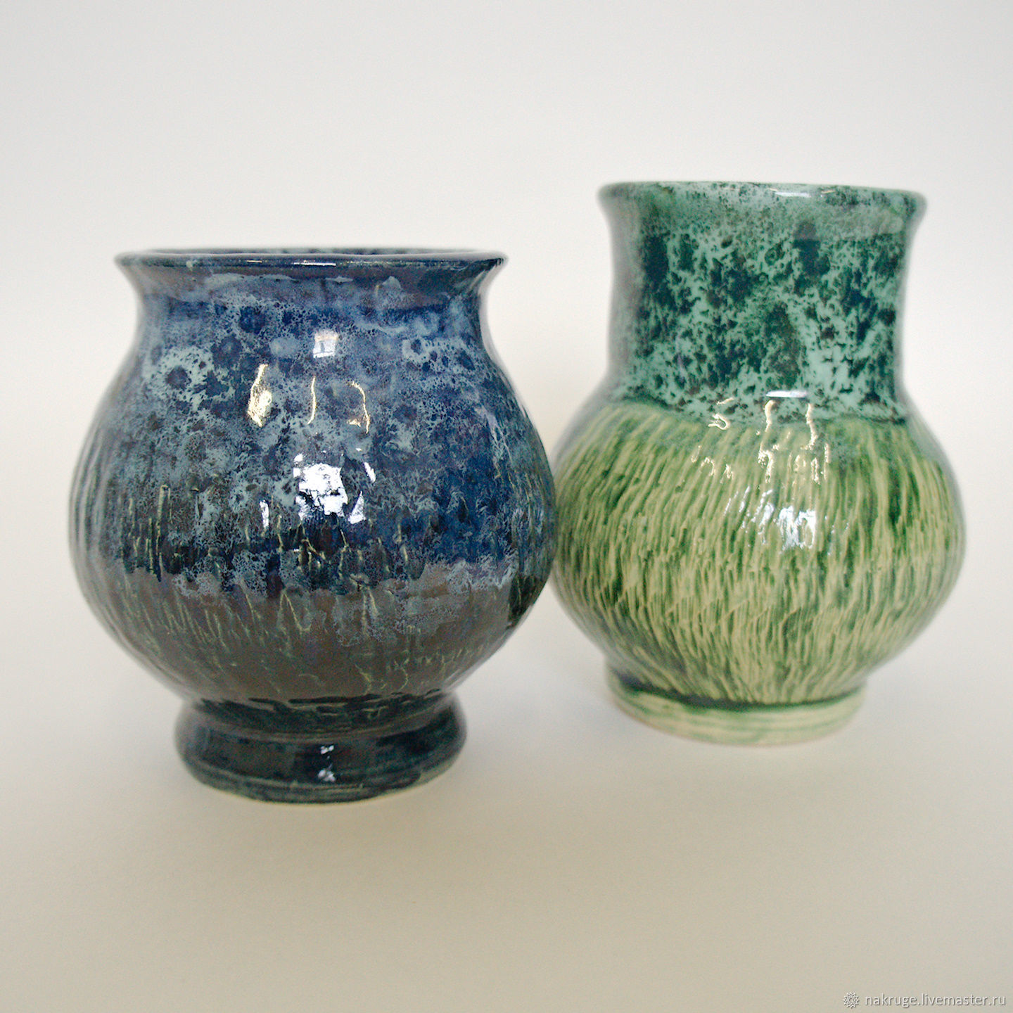Мини вазочки. Керамические вазочки. Маленькие вазочки керамика. Керамические мини вазочки. Керамическая вазочка маленькая.
