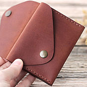 Кожаный кошелек на кнопке двусторонний, для купюр карт и монет