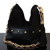 Сумки и аксессуары handmade. Livemaster - original item Stylish black bag made of genuine suede with a large chain. Handmade.