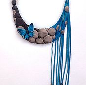 Choker of leather and quartz 