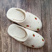 Women's felt felted Slippers made of Merino wool with prevention