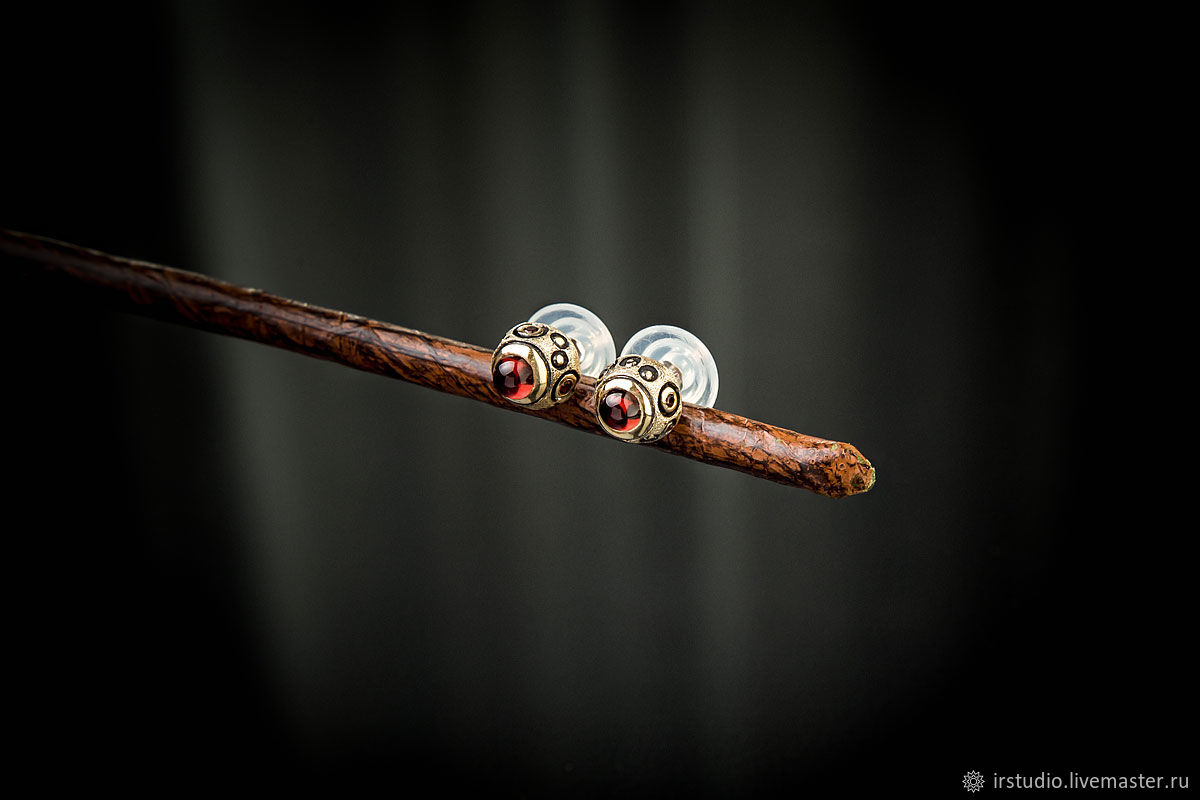 Позолоченные гвоздики с гранатами (EMR4CAB), Серьги-пусеты, Москва,  Фото №1
