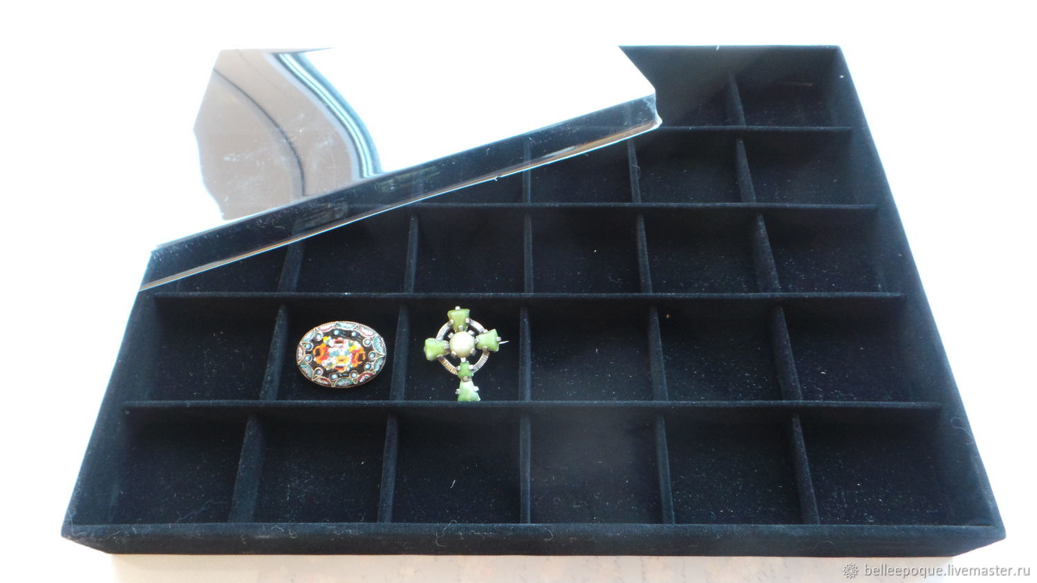 Планшет для украшений 30 ячеек (30х23 см) с прозрачной крышкой в ...