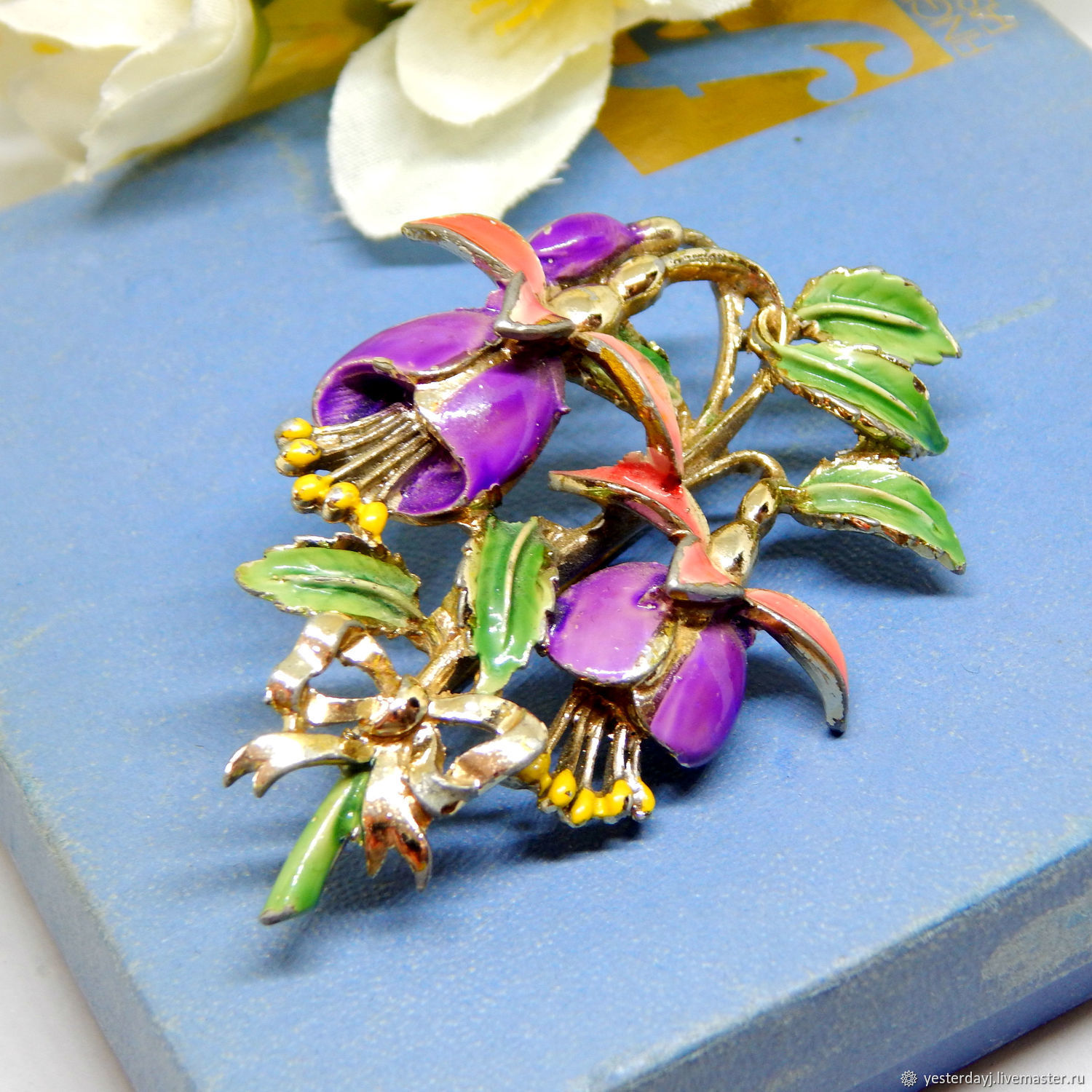Брошь цветок фуксия. Брошь фуксия. Брошка фуксия феникс. Брошь фуксия. Винтажная брошь фуксия.