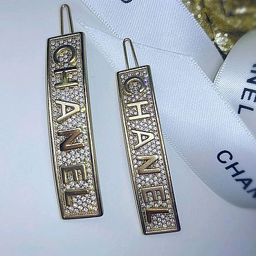 Винтаж ручной работы. Ярмарка Мастеров - ручная работа Заколки Chanel Пара. Золотые заколки Шанель с фианитами.. Handmade.
