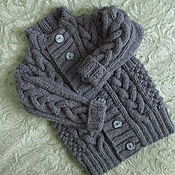 Детский свитер спицами, серый