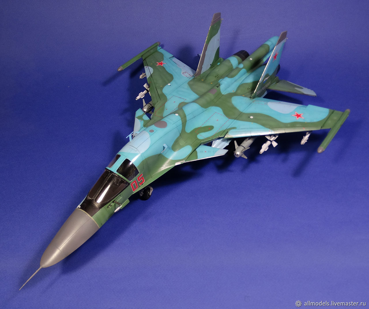 Модели су. Су-34 1/48 Hobby Boss. Модель самолета Су 34. Су 34 Hobby Boss. Су-34 модель в 1 48.