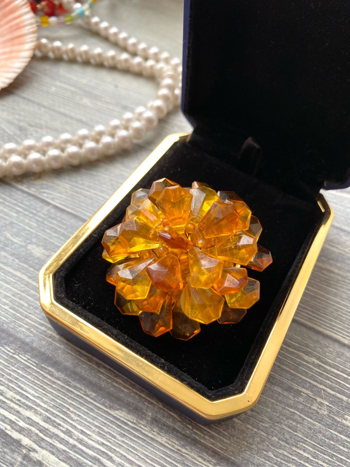 Винтаж: Объемная винтажная брошь в интернет-магазине Ярмарка Мастеров по цене 1280 ₽ – WKD1CRU | Броши винтажные, Санкт-Петербург - доставка по России