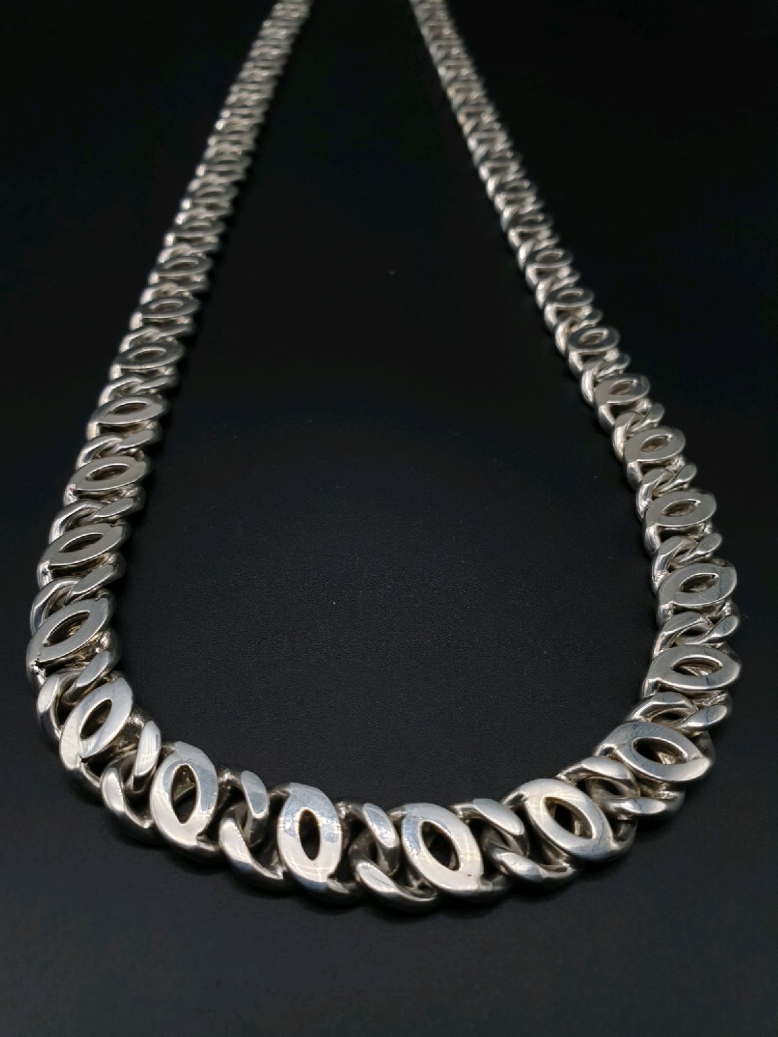 Необычные серебряные цепочки женские