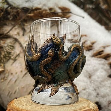 Посуда ручной работы. Ярмарка Мастеров - ручная работа Рюмка со змеями. Handmade.