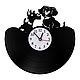 Настенные часы с LED подсветкой из виниловой пластинки Собаки. Часы из виниловых пластинок. VinylRecordLights. Ярмарка Мастеров.  Фото №4