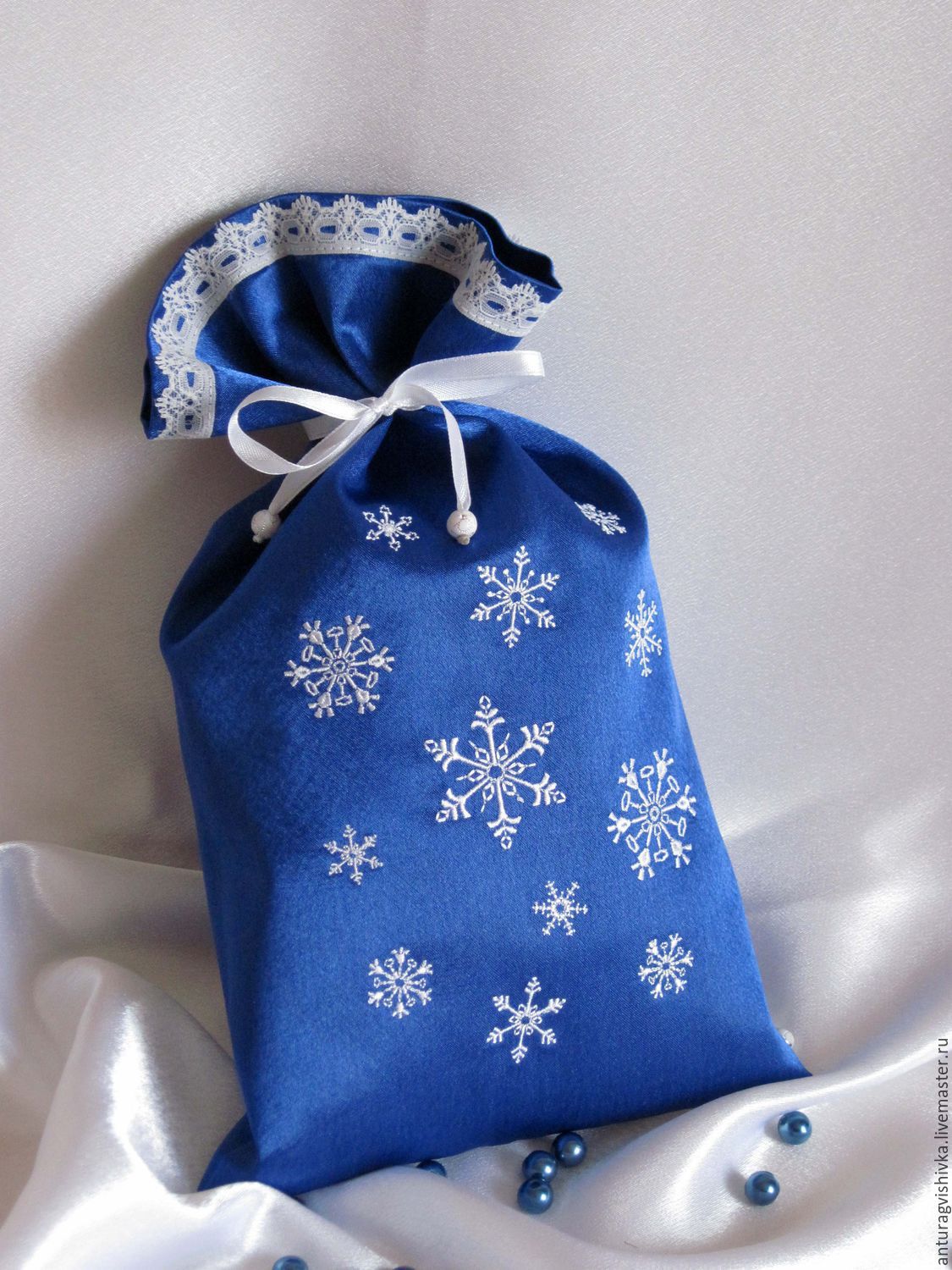 Тканевые мешочки для подарков. Мешок своими руками. Как сделать мешочек для подарка. Мешочек для подарков. Как сделать мешочек для подарка.