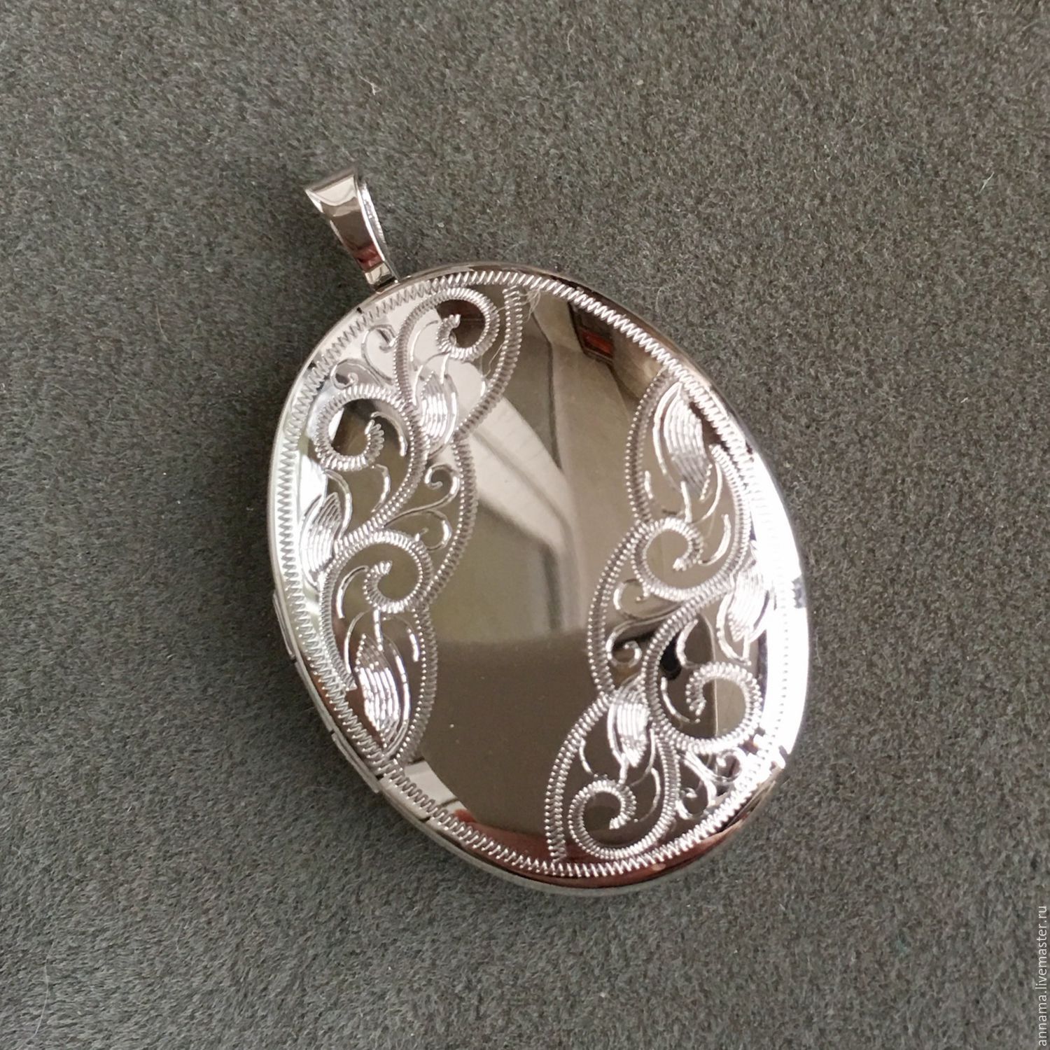 Медальон серебро открывающийся Санлайт